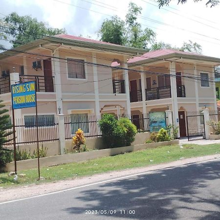 Rising Sun Pension House Oslob Esterno foto