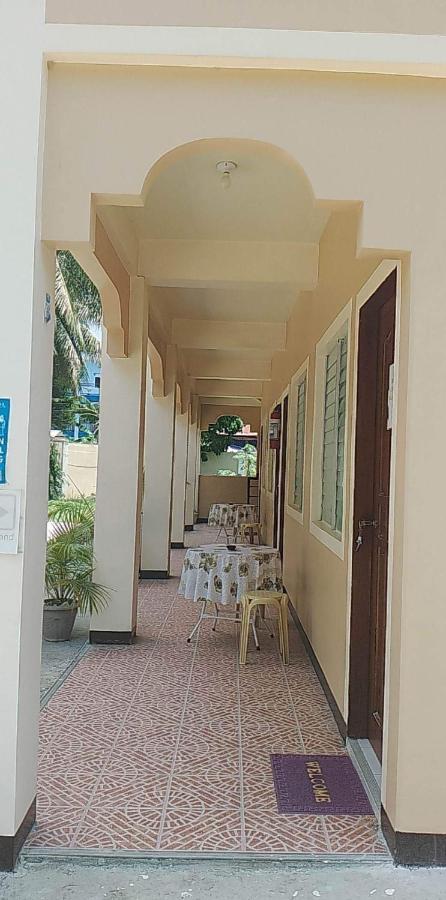 Rising Sun Pension House Oslob Esterno foto