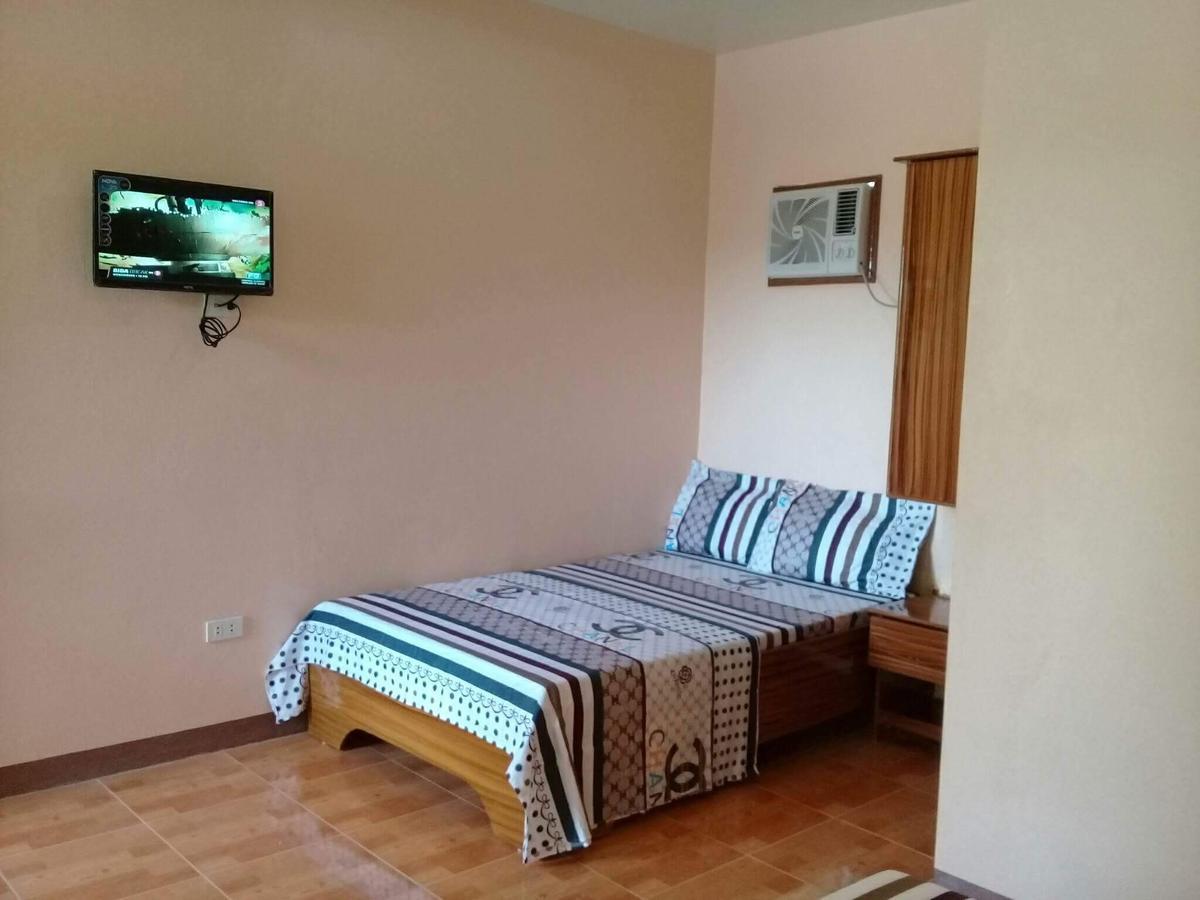 Rising Sun Pension House Oslob Esterno foto