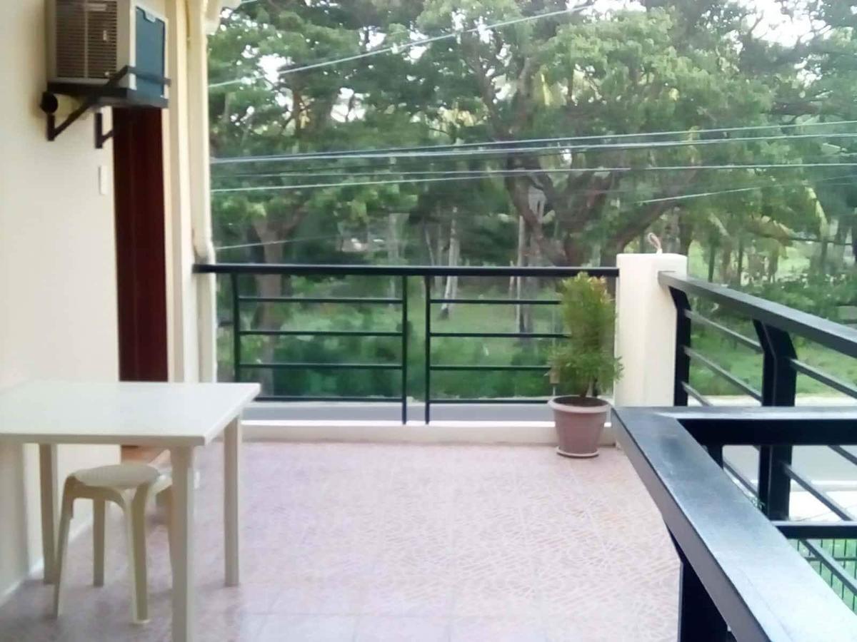Rising Sun Pension House Oslob Esterno foto