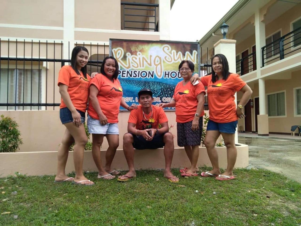 Rising Sun Pension House Oslob Esterno foto